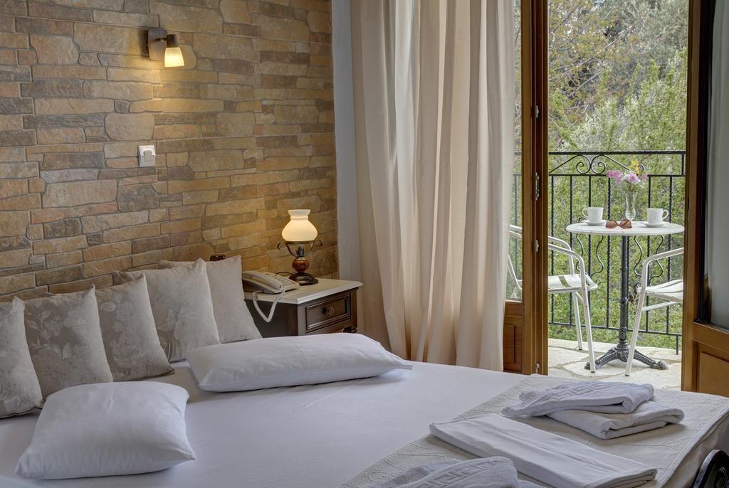 Hotel Agnadi - Horefto ภายนอก รูปภาพ
